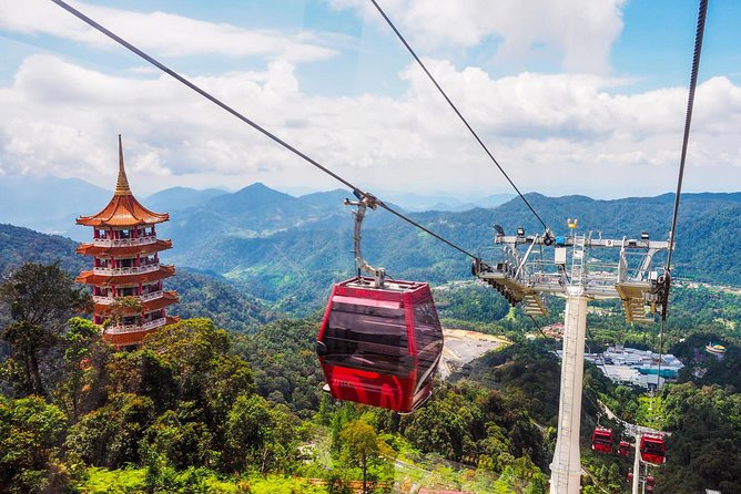 Genting Highlands - Theme parks, casino, shopping, mountain views